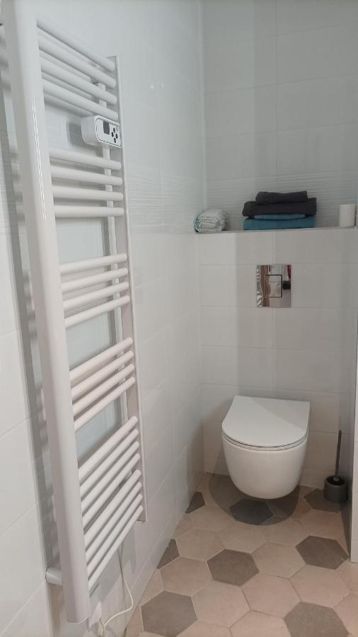 Proche Place Aux Herbes Et Parvis Basilique St Michel Apartment Menton